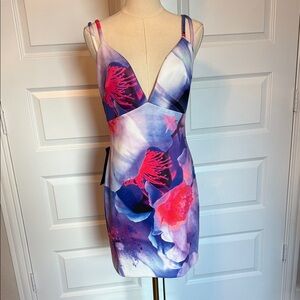 NWT Bebe Floral Double Strap Mini dress 💕 Sz medium